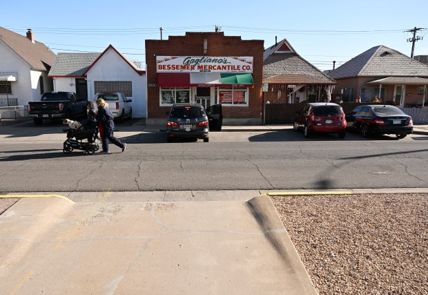 El mercado italiano de Gagliano comenzó en 1921 y se ha convertido en la piedra angular de la comunidad italoamericana de Pueblo, visto aquí el 14 de diciembre de 2022, en Pueblo.  (Foto de RJ Sangosti/The Denver Post)