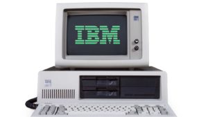 El IBM 5160 es una versión de IBM PC con un disco duro incorporado.  Lanzado el 8 de marzo de 1983. La serie 5100 es conocida como una de las primeras computadoras domésticas.