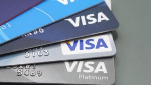 varias tarjetas de crédito marca Visa