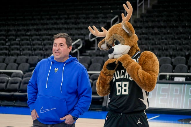 El presidente de los Milwaukee Bucks y Fiserv Forum, Peter Feigin, ha sido nombrado líder empresarial del año de Wisconsin 2022.