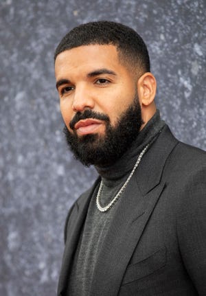 Drake ha sido acreditado como una de las celebridades que popularizó el término este año.