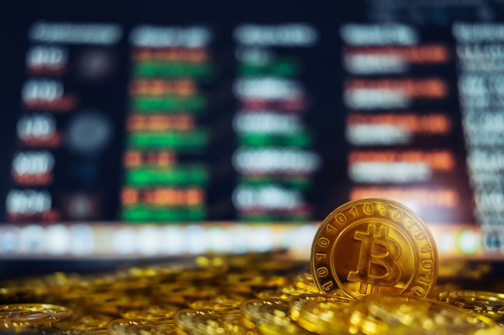 concepto de dinero virtual, Bitcoins de oro