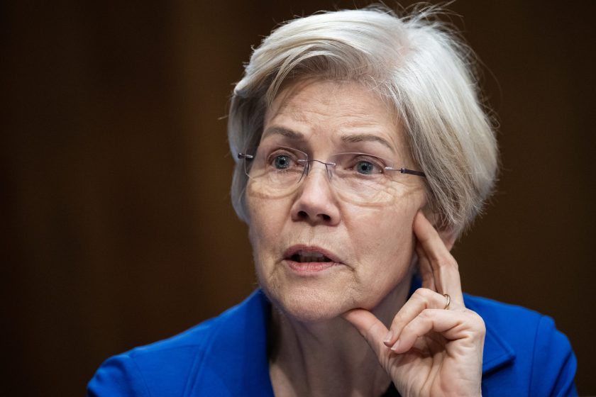 primer plano de elizabeth warren