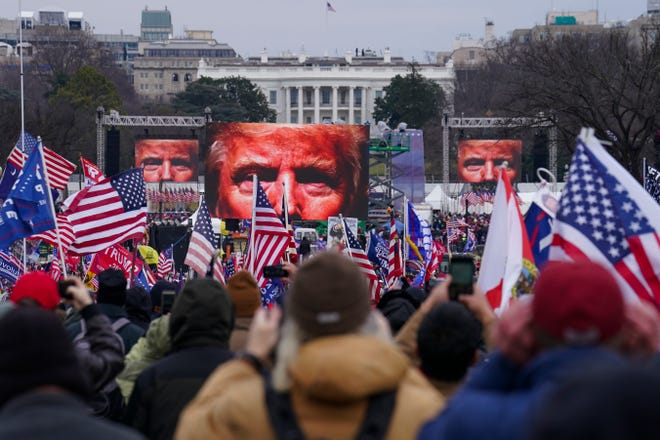 Los partidarios de Trump participan en una manifestación en Washington, el 6 de enero de 2021, a la que algunos culpan de impulsar el ataque al Capitolio de Estados Unidos.