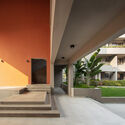 Escuela Residencial de Negocios Bandhan / Abin Design Studio - Imagen 5 de 48