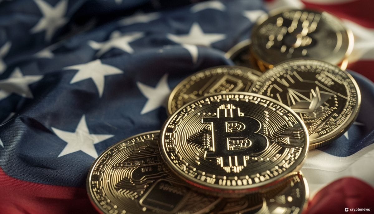 Bandera de Estados Unidos y Bitcoin