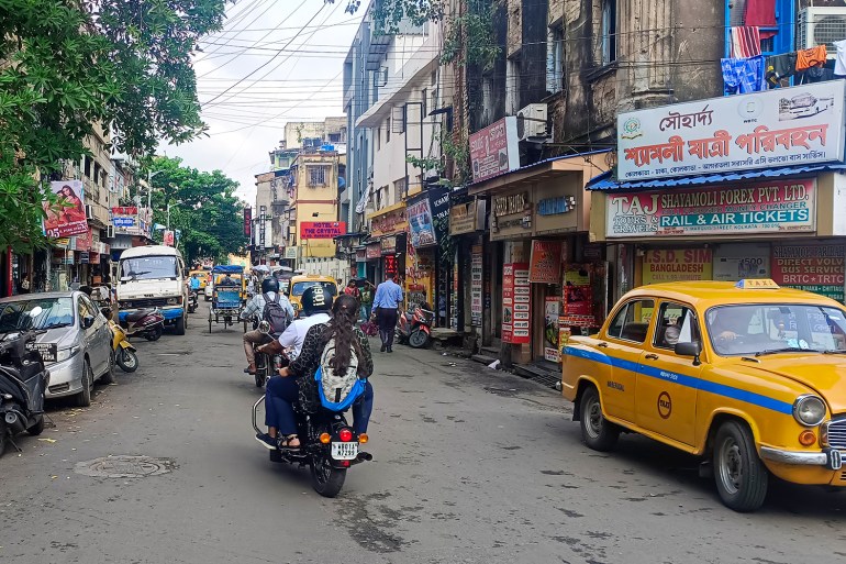 La calle Marquis y la calle de la escuela gratuita en Calcuta, India, se conocen como Mini Bangladesh.