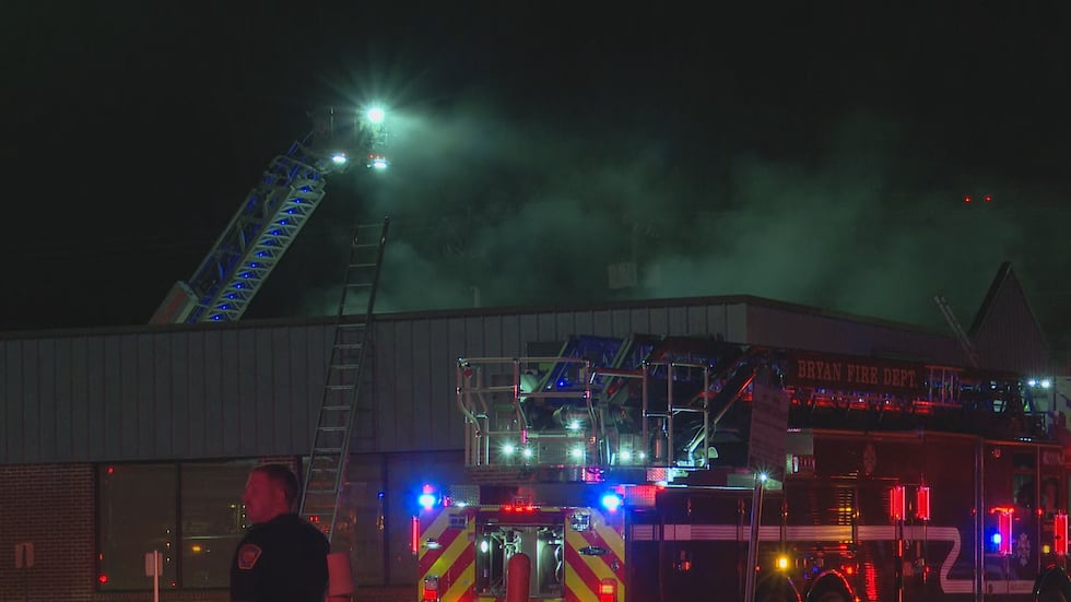 BFD y CSFD llegaron al lugar momentos después de que estallara el incendio.